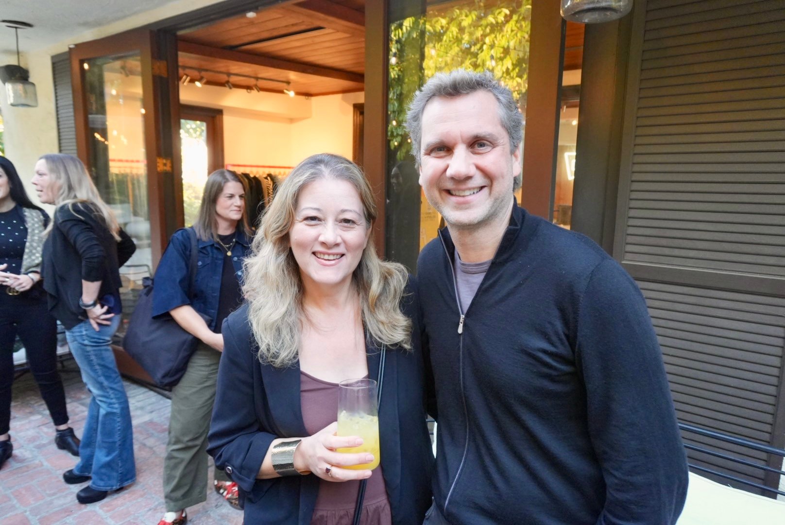 20241107_011931443_iOS